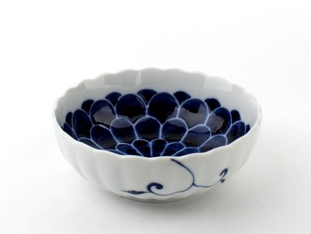 Chrysanthemum 14 cm Ceramic Bowl Online Hot Sale