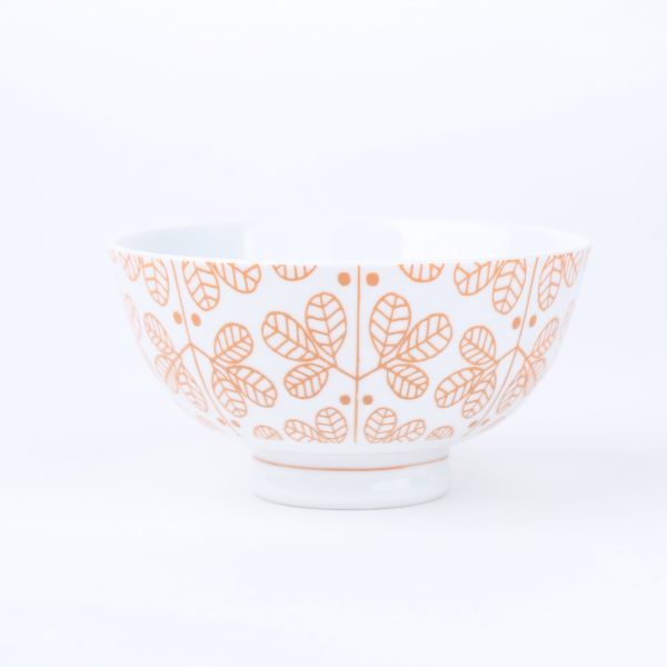 Mitsuba Tsunagi Porcelain Rice Bowl (Red) Online now